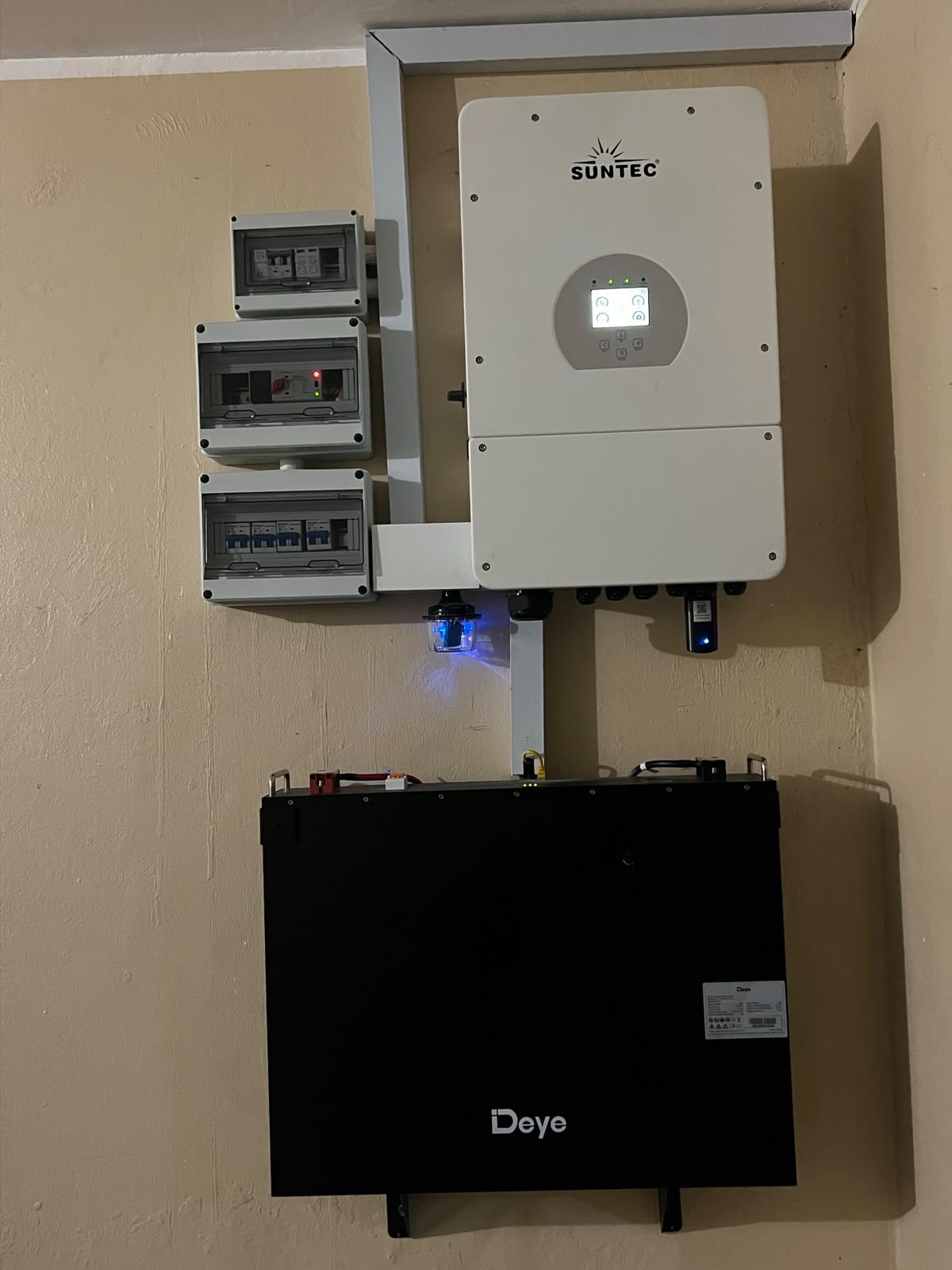 Suntec + Deye hybrid stack