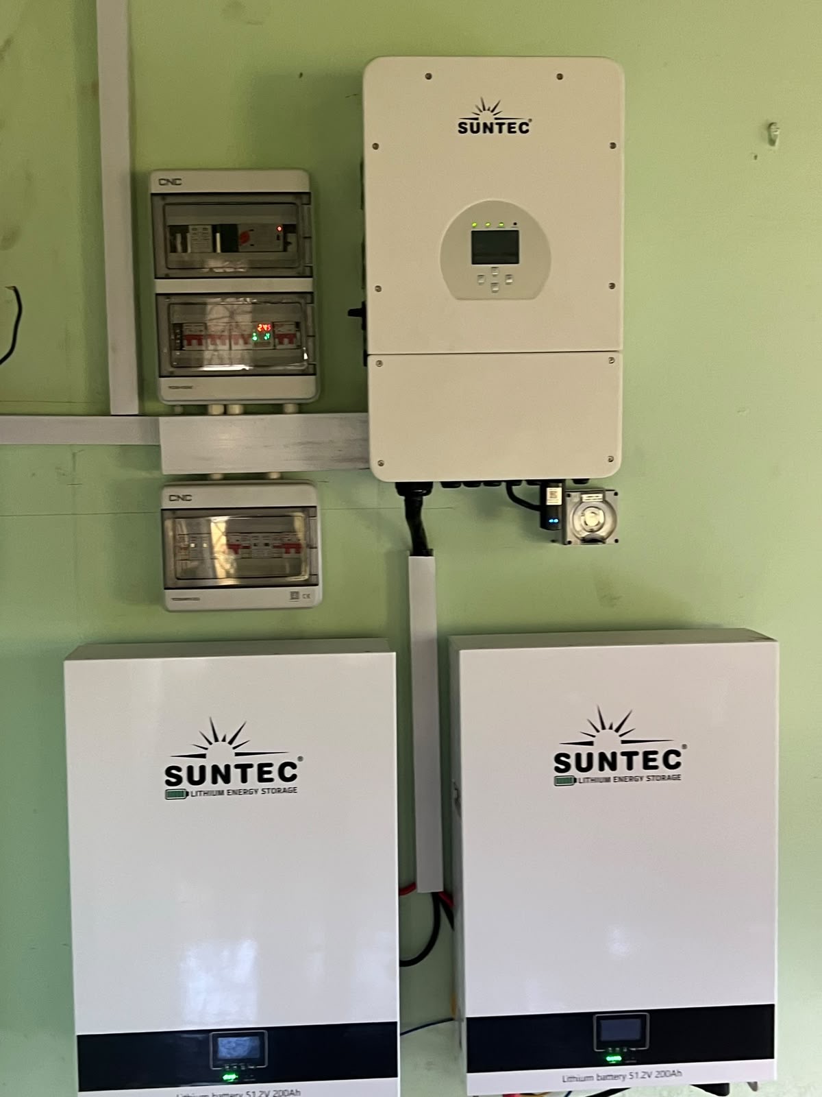 Suntec hybrid + dual lithium